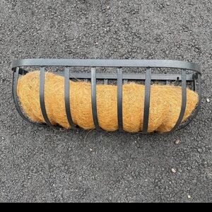 Black Metal Wall Planter with Tan Liner